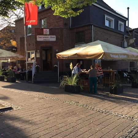 Zum Armen Mann Panzió Düsseldorf Kültér fotó