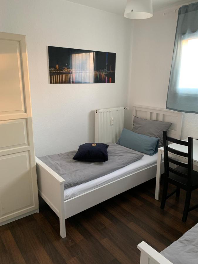 Zum Armen Mann Panzió Düsseldorf Kültér fotó