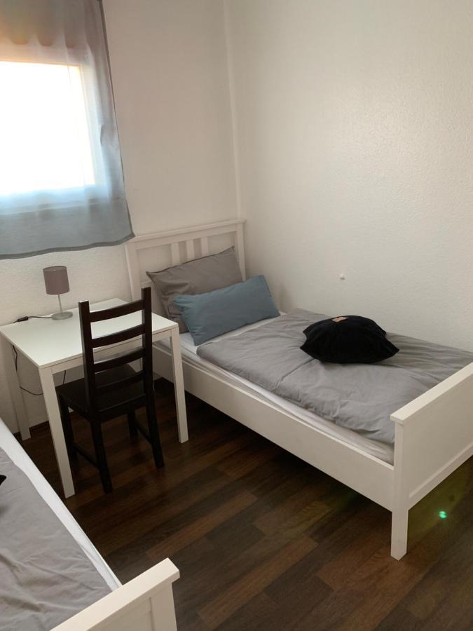 Zum Armen Mann Panzió Düsseldorf Kültér fotó
