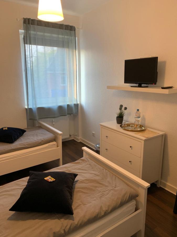 Zum Armen Mann Panzió Düsseldorf Kültér fotó
