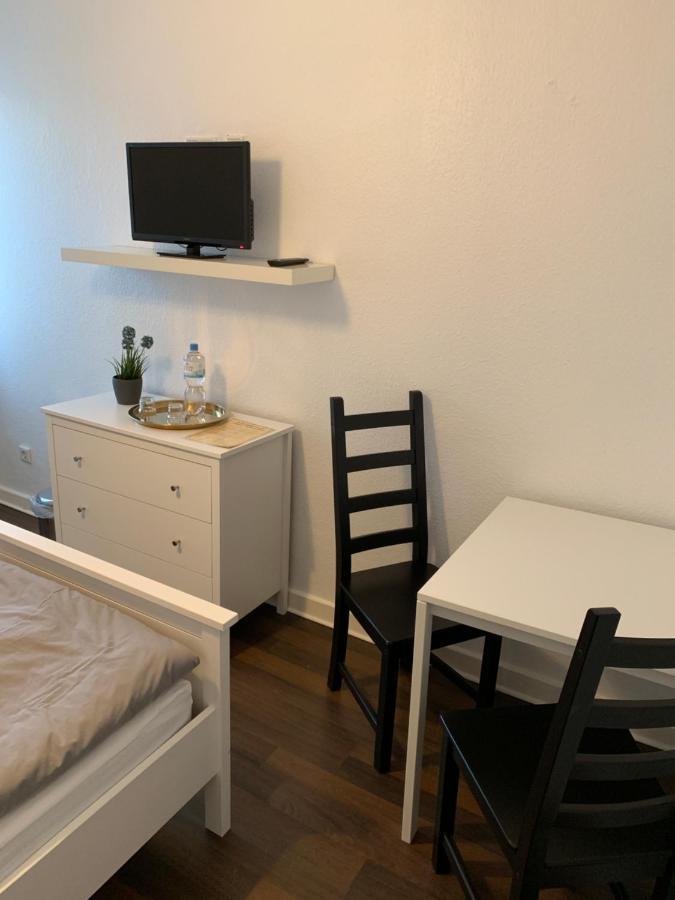 Zum Armen Mann Panzió Düsseldorf Kültér fotó