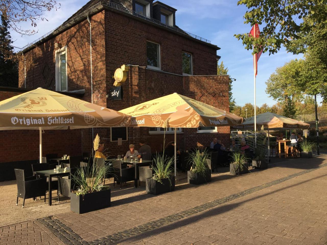 Zum Armen Mann Panzió Düsseldorf Kültér fotó